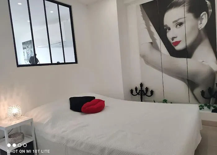 551, Port Soleil Au Village Naturiste 아파트 *