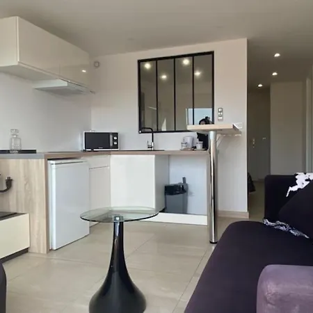 551, Port Soleil Au Village Naturiste