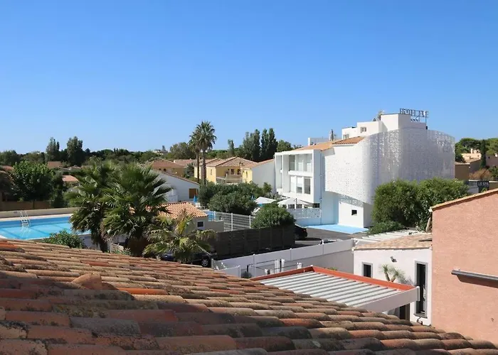 דירה 551, Port Soleil Au Village Naturiste אגדה